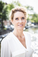 Jacobine van den Hoek